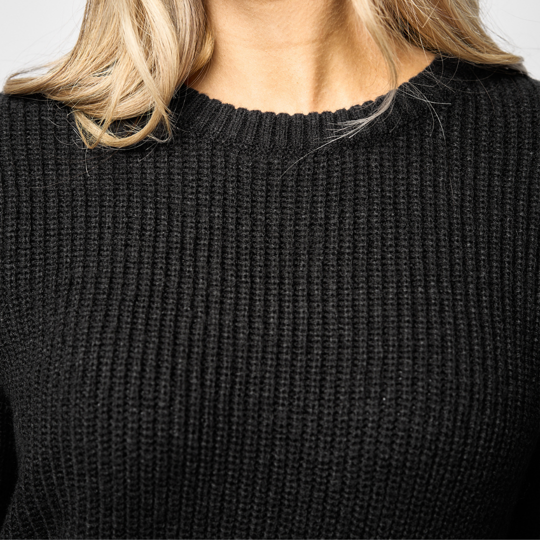 TKEQ KNIT Sweater