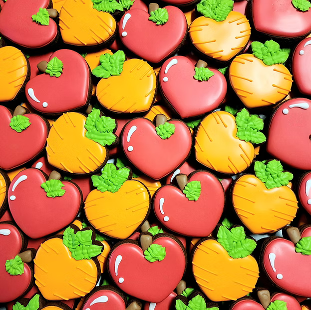 Equine Confections Treats - Apple & Carrot Hearts